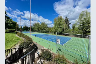 2446 Heritage Way, Medford, OR 97504 - Photo 55