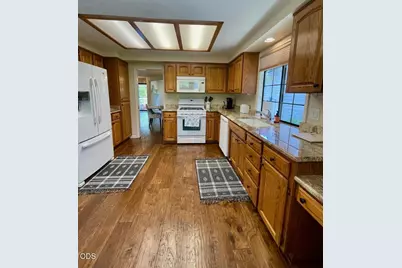 2446 Heritage Way, Medford, OR 97504 - Photo 17