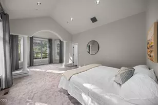 3193 N W Colonial Dr, Bend, OR 97703 - Photo 13
