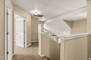 657 Spring Valley Dr, Medford, OR 97501 - Photo 21