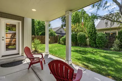657 Spring Valley Drive, Medford, OR 97501 - Photo 35