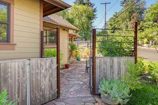 400 Allison St, Ashland, OR 97520 - Photo 47