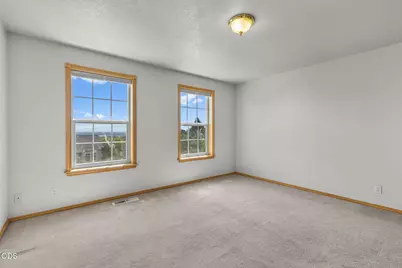 3672 SW Volcano Avenue, Redmond, OR 97756 - Photo 35