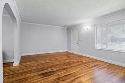 407 W Jackson Street, Medford, OR 97501 - Photo 5