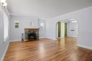 407 W Jackson St, Medford, OR 97501 - Photo 3