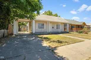 407 W Jackson St, Medford, OR 97501 - Photo 25