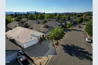 1440 George Tweed Boulevard, Grants Pass, OR 97527 - Photo 27