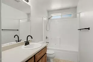 11 Devonwood Ct, Eagle Point, OR 97524 - Photo 17