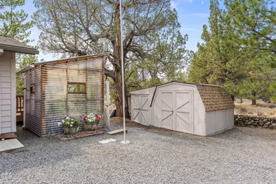 64699 McGrath Road, Bend, OR 97701 - Photo 21