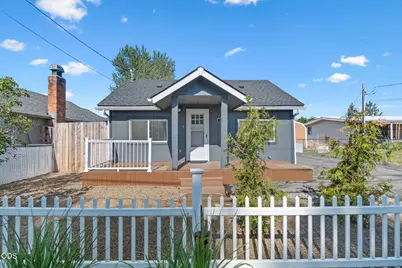 3634 Flint Street, Klamath Falls, OR 97601 - Photo 1
