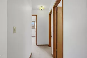 1711 SW 17th St, Redmond, OR 97756 - Photo 5