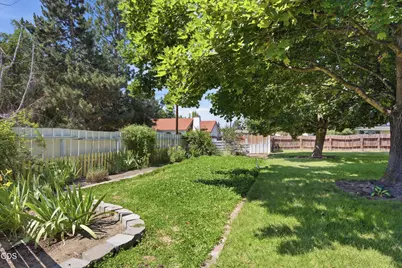1711 SW 17th Street, Redmond, OR 97756 - Photo 31