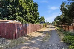 1711 SW 17th St, Redmond, OR 97756 - Photo 37