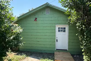 1762 Main St, Klamath Falls, OR 97601 - Photo 1