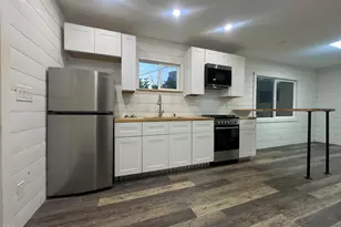 1762 Main St, Klamath Falls, OR 97601 - Photo 11