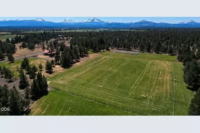 69175 Holmes Road, Sisters, OR 97759 - Photo 3