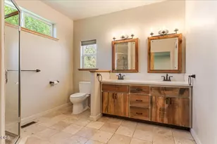 69175 Holmes Rd, Sisters, OR 97759 - Photo 13