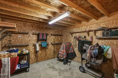 69175 Holmes Road, Sisters, OR 97759 - Photo 33