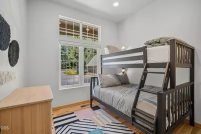 17075 Pasadena Road, Bend, OR 97707 - Photo 29