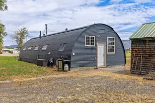 2740 Front St, Malin, OR 97632 - Photo 33