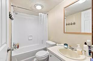 222 Meadow Ln, Eagle Point, OR 97524 - Photo 23