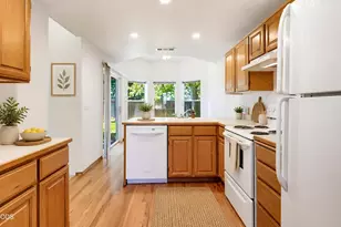 1057 Brookdale Ave, Medford, OR 97504 - Photo 13