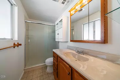 598 Laurel Street, Eagle Point, OR 97524 - Photo 9