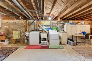363 Beach St, Ashland, OR 97520 - Photo 21