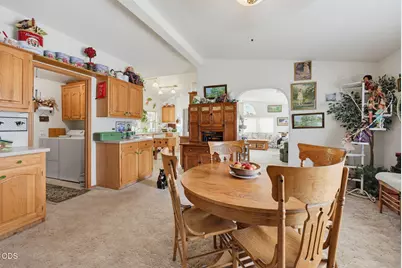 9561 Hwy-140, Eagle Point, OR 97524 - Photo 33
