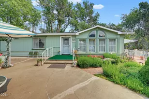 9561 Hwy-140, Eagle Point, OR 97524 - Photo 3