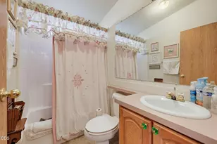 9561 Hwy-140, Eagle Point, OR 97524 - Photo 27