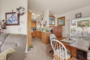 9561 Hwy-140, Eagle Point, OR 97524 - Photo 17