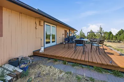 105 SE Barber Road, Madras, OR 97741 - Photo 23