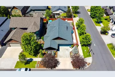 21238 Darby Court, Bend, OR 97702 - Photo 31