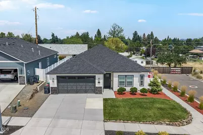 608 Nobility Drive, Medford, OR 97501 - Photo 27