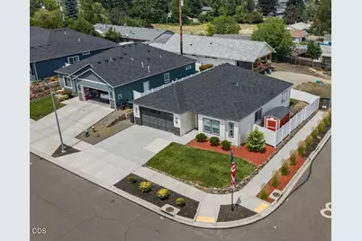 608 Nobility Drive, Medford, OR 97501 - Photo 1