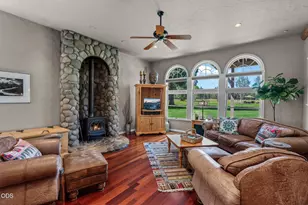 67376 Peterson Ml Rd, Sisters, OR 97759 - Photo 15