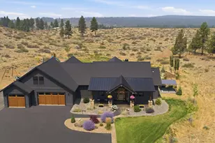 70041 Annies Dr, Sisters, OR 97759 - Photo 3