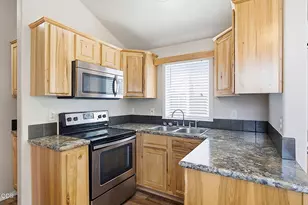 1741 Rogue River Hwy, Grants Pass, OR 97527 - Photo 95