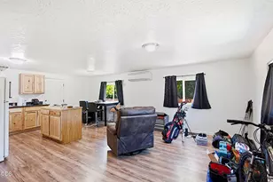 1741 Rogue River Hwy, Grants Pass, OR 97527 - Photo 27