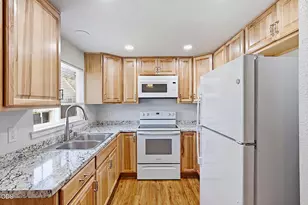 1741 Rogue River Hwy, Grants Pass, OR 97527 - Photo 7