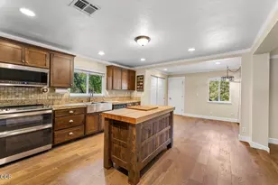 3889 Williams Hwy, Grants Pass, OR 97527 - Photo 9