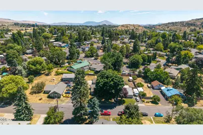 810 Wocus Street, Klamath Falls, OR 97601 - Photo 47