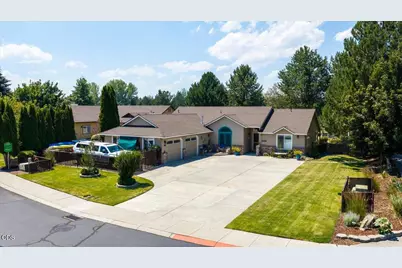 3715 SW Gene Sarazan Drive, Redmond, OR 97756 - Photo 35