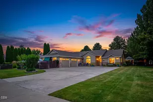 3715 SW Gene Sarazan Dr, Redmond, OR 97756 - Photo 33