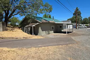 4618 Redwood Ave, Grants Pass, OR 97527 - Photo 19