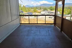 4618 Redwood Ave, Grants Pass, OR 97527 - Photo 3