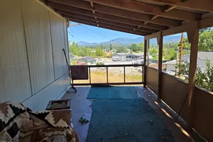 4618 Redwood Ave, Grants Pass, OR 97527 - Photo 3