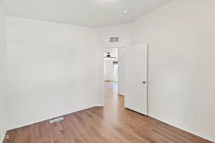 10 E South Stage Rd, Medford, OR 97501 - Photo 23