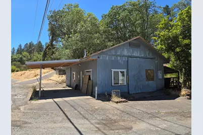 4618 Redwood Avenue, Grants Pass, OR 97527 - Photo 15